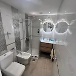 Close To The Americas New Gem Wifi *